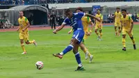 4 Momen Menarik di Duel Persib vs Persebaya : Debut Thom Haye dan Eliano Reijnders hingga Kartu Merah Francisco Rivera